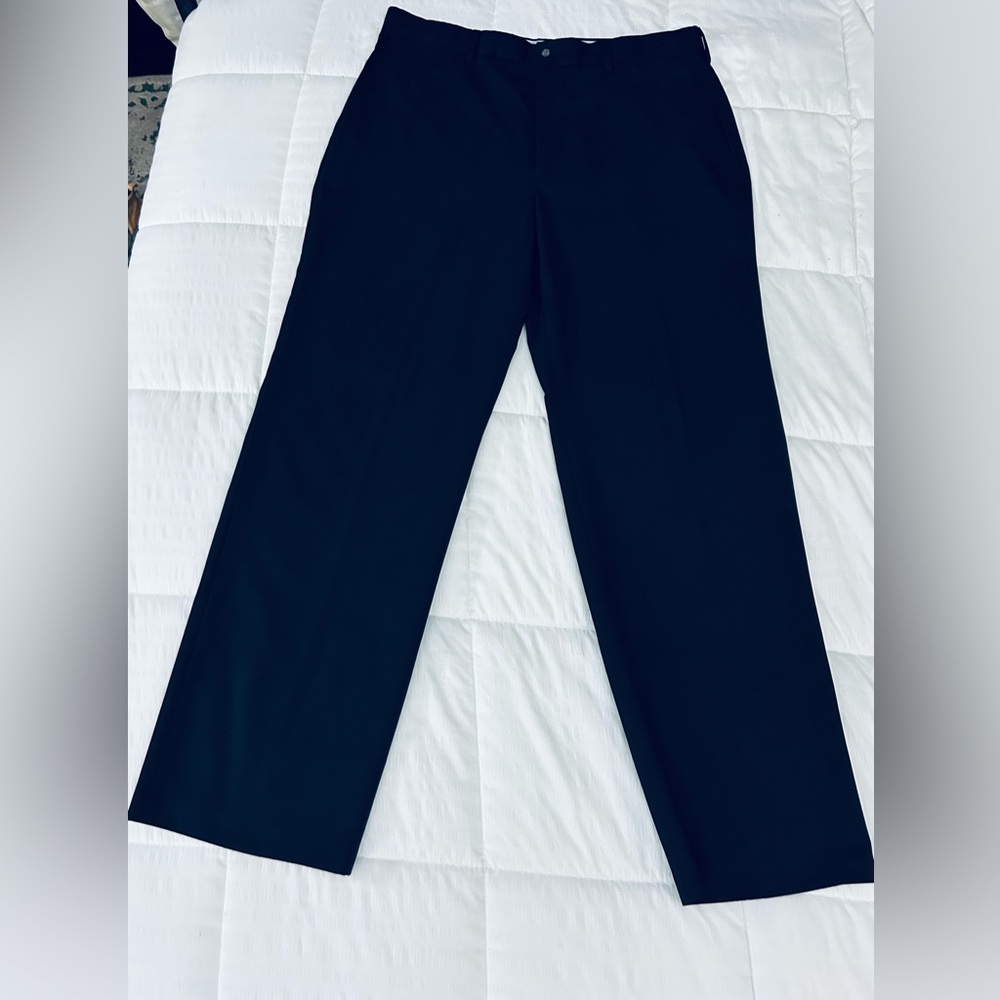 Callaway Men’s Dark Navy Flat Front Classic Golf Pants•36”x32”•Quick Dry - Picture 3 of 9